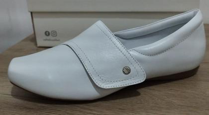 Imagem de Sapato feminino enfermagem branco - neftali