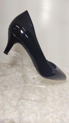 Imagem de Sapato / scarpin salto baixo verniz preto