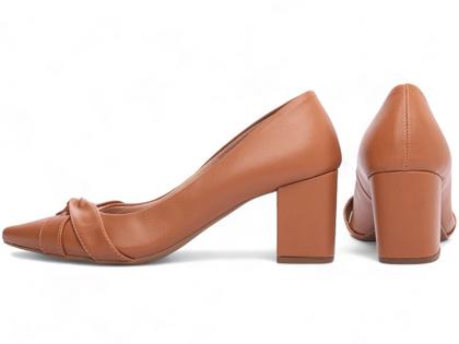 Imagem de Sapato Scarpin Salto Médio Baixo Grosso Bico Fino Feminino 6,5 cm Caramelo Torricella