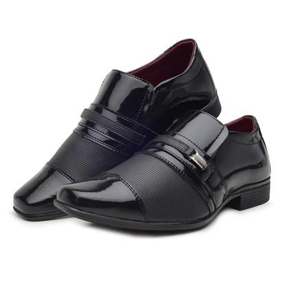 Imagem de Sapato Social Sollano em Verniz com Bico Quadrado Detalhe Textura e Metal