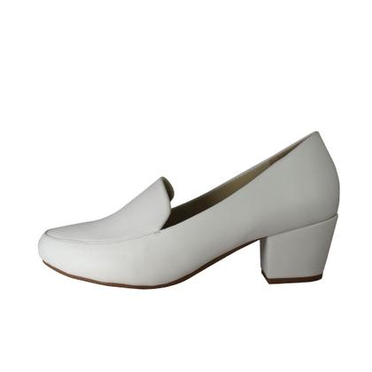 Imagem de Scarpin Boneca Salto Baixo Grosso Luiza Sobreira Branco Mod. 2082