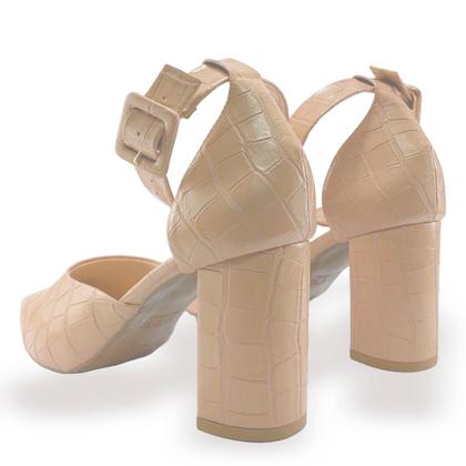 Imagem de Scarpin Com Estampa Croco e Detalhe com Fivela no Tornozelo Salto Alto Bloco 8 cm - ULLY