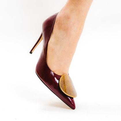 Imagem de Scarpin Couro Bordô Salto Alto Cecconello 2624002-6