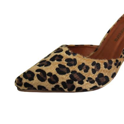 Imagem de Scarpin Salto Alto Fino Luiza Sobreira Animal Print Mod. 2079