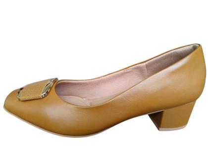 Imagem de Scarpin Usaflex Couro Tan Salto Bloco Enfeite Dourado