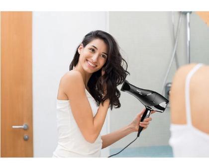 Imagem de Secador Taiff Easy 1700W com Difusor de Cachos Taiff Curves