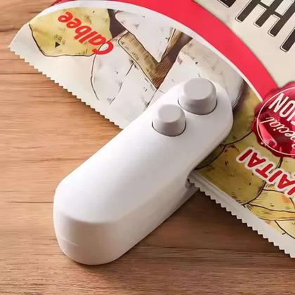 Imagem de Seladora de Sacos Plásticos Útil Para o Dia a Dia Em Estoque