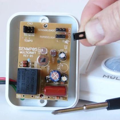 Imagem de Sensor de Presença MPL18 Externo e Interno Aciona Lâmpadas Refletores