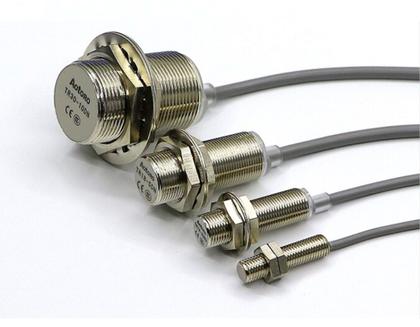 Imagem de SENSOR INDUT. FACEADO M30 TR30-10DP3 NA+NF PNP 10-30Vdc CABO 2m 4 fios - Sn 10mm - AOTORO