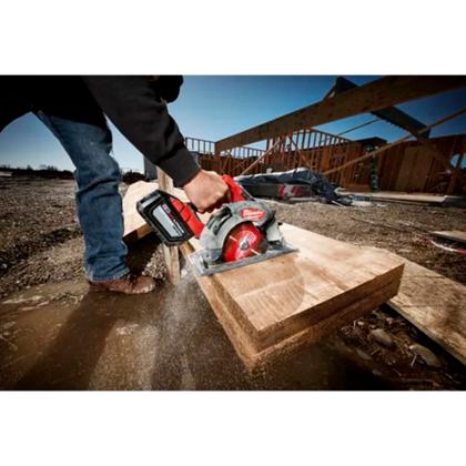 Imagem de Serra Circular 7.1/4" M18 Fuel 5800 Rpm Milwaukee 2732-20