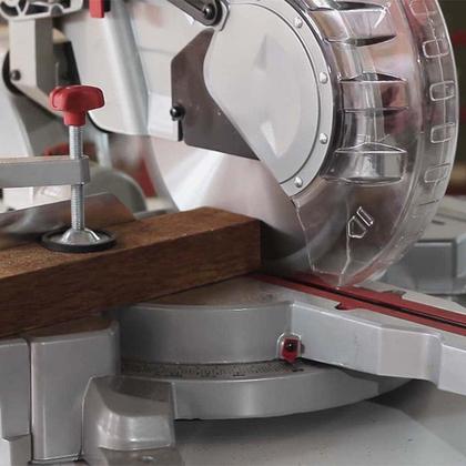 Imagem de Serra Meia Esquadria 10" 1800 Watts Braço Telescópico 110 Volts - F0123311AB-000 - SKIL