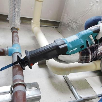 Imagem de Serra Sabre Makita M4501b