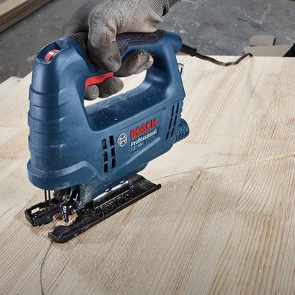 Imagem de Serra Tico-Tico Bosch GST 680 500W