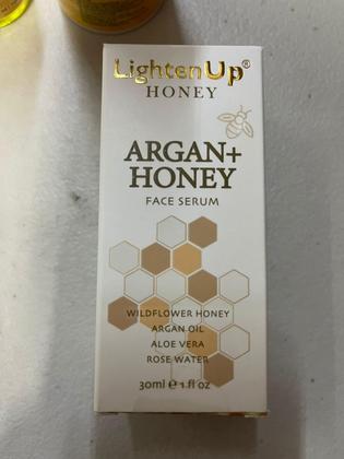 Imagem de Sérum OMIC LightenUp Honey para clarear a pele 30 ml e antienvelhecimento