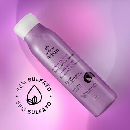 Imagem de Shampoo Tododia Cachos e Crespos Amora e Coco  Limpa sem Ressecar, Sem Sulfato, Hidratante