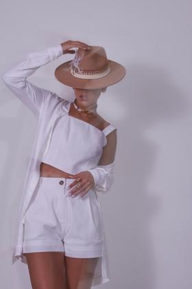 Imagem de Short Alfaiataria - Linho com Viscose - Studio Básico - Cores: Preto e Branco