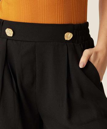 Imagem de Short Feminino Crepe Alfaiataria Bolsos Marisa-73028