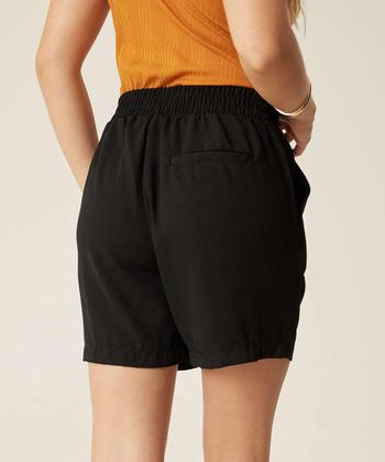 Imagem de Short Feminino Crepe Alfaiataria Bolsos Marisa-73028