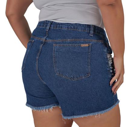 Imagem de Short Jeans Feminino com Bordado em Cristais