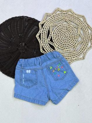 Imagem de Short Jeans Infantil Menina Básico com Bordado Bolso de Trás Moda Verão