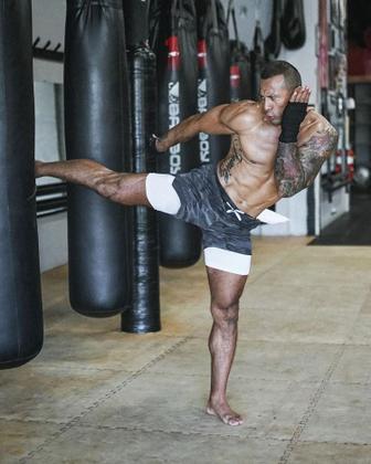 Imagem de Short Masculino Fitnes 2x1 Bolso Oculto Celular Bermuda Compressão Termica Corrida Academia