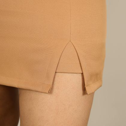 Imagem de Short Saia Feminino Plus Size Alfaiataria Social Fenda Lateral Com Cinto