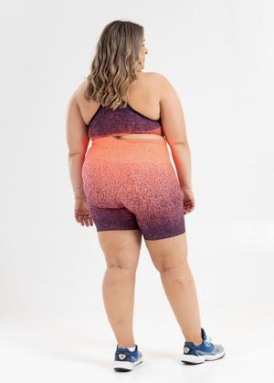 Imagem de Shorts Meia Coxa Plus Size Estampado de Suplex