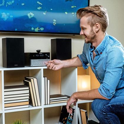Imagem de Sistema de Som Estéreo Bluetooth Philips para Casa com Leitor de CD - 18W