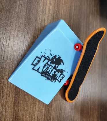 Skate de Dedo com Rampa Fingerboard com Obstáculo Radical