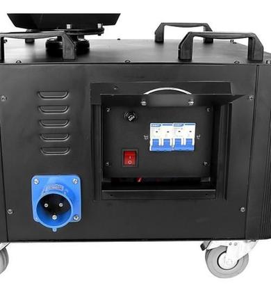 Sky Walker 4000W 4 Estagios Com Giro Case 220V Light Skypix