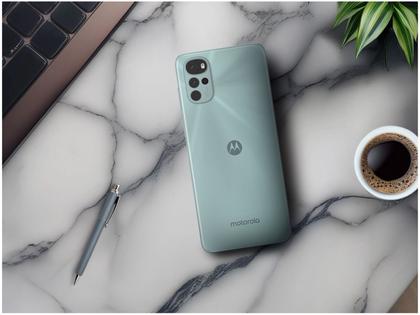 Imagem de Smartphone Motorola Moto G22 128GB Verde 4G 4GB RAM Tela 6,5" Câm. Quádrupla + Selfie 16MP