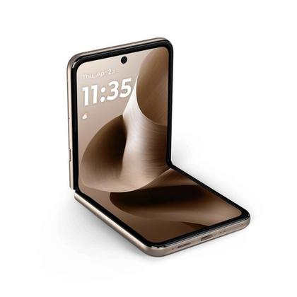 Imagem de Smartphone Motorola Razr 60 Ultra 5G - Madeira, 1TB, 32GB (16GB RAM+16GB Ram Boost), Câmera 50 MP e Tela de 7"