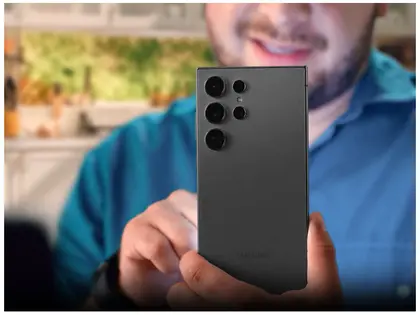 Galaxy S24 ultra 256GB チタニウムブラック i56 サムスン Galaxy S24 Ultra 256GB au [チタニウム ブラック] 価格比較