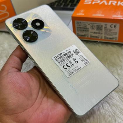 Imagem de Smartphone Spark 20C 256GB/16GB Ram Câmera 50mp HDR 90Hz Premium design Dual Sim