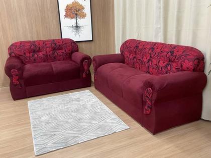 Sofá 2 e 3 Lugares Vinho com Floral 600/426 Viena - Alpoim Imagem de Sofá 2 e 3 Lugares Vinho com Floral 600/426 Viena