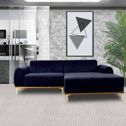 Sofá 3 Lugares com Chaise Esquerdo Base de Madeira Euro 245 cm Veludo Azul - Gran Belo Imagem de Sofá 3 Lugares com Chaise Esquerdo Base de Madeira Euro 245 cm Veludo Azul - Gran Belo