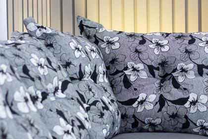Sofá Canto Cinza Claro com Floral 605/37 Belo - Alpoim Imagem de Sofá Canto Cinza Claro com Floral 605/37 Belo