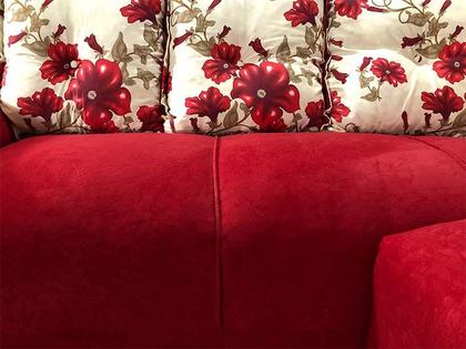 Sofá Canto Vermelho com Floral 608/25 Belo - Alpoim Imagem de Sofá Canto Vermelho com Floral 608/25 Belo