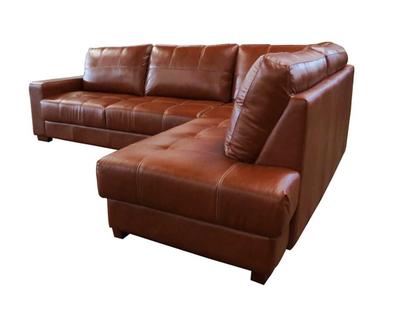 Imagem de Sofá de Couro Canto Marrocos 3 lugares com Chaise Direita Conhaque com Brilho - Mempra Design