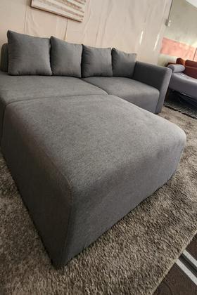 Imagem de Sofá Modular com puff