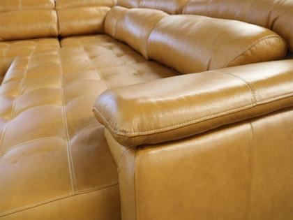 Imagem de Sofá Retrátil e Reclinável de Couro Filipinas Canto com Chaise Esquerda 1,46 m - Caramelo