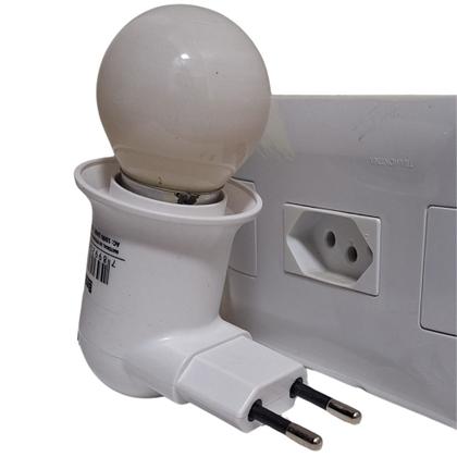 Imagem de Soquete Adaptador E27 com Lâmpada 15W 127V com Botão Liga/Desliga Padrão Brasileiro