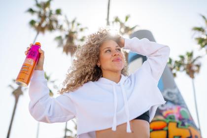 Imagem de Spray de Cabelo TIGI Bed Head Frizz Control - Fixação Flexível 270ml