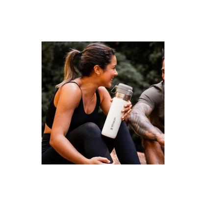 Imagem de Stanley Garrafa Térmica Quick Flip Go Bottle 710ml Polar