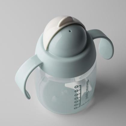 Imagem de Straw Cup Tommee Tippee Starter 300 ml, mais de 6 m com alças, pacote com 2
