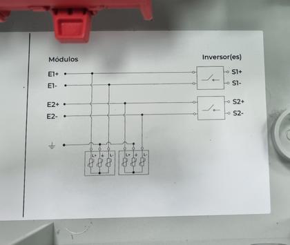 Imagem de String Box Solar 2E/2S 1040V 32A - 2 Chaves - Clamper