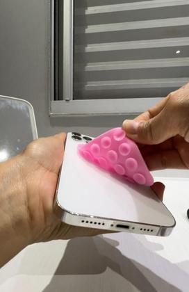 Imagem de Suporte Adesivo para Celular com Ventosas For Creators