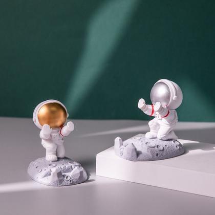 Imagem de Suporte Apoio Celular Tablet Diferente Astronauta na Lua