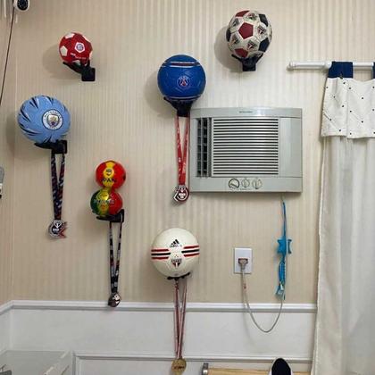 Imagem de Suporte de Parede para Bolas de Basquete  PRETO