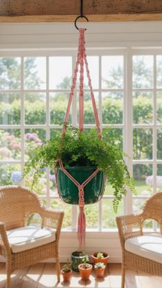 Imagem de Suporte Decorativo em Macramê, Arranjo de cordas Suspenso, Presente Ideal, Redinha para Planta